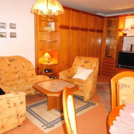 Apartamento Strandlaeufer-7 *